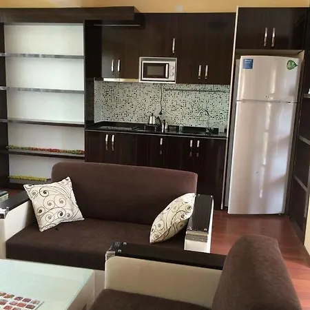 Villa Piero , *