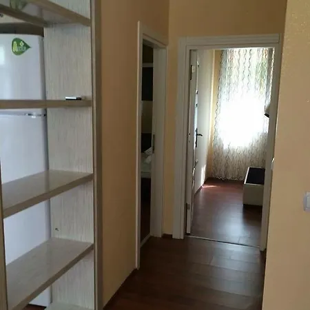 Villa Piero , *