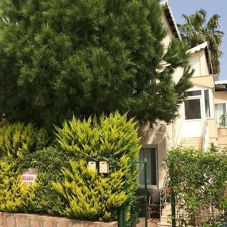Villa Piero , *